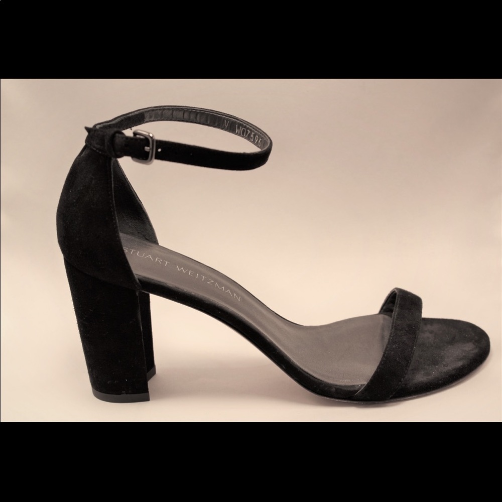 Stuart Weitzman Size 9 - image 1